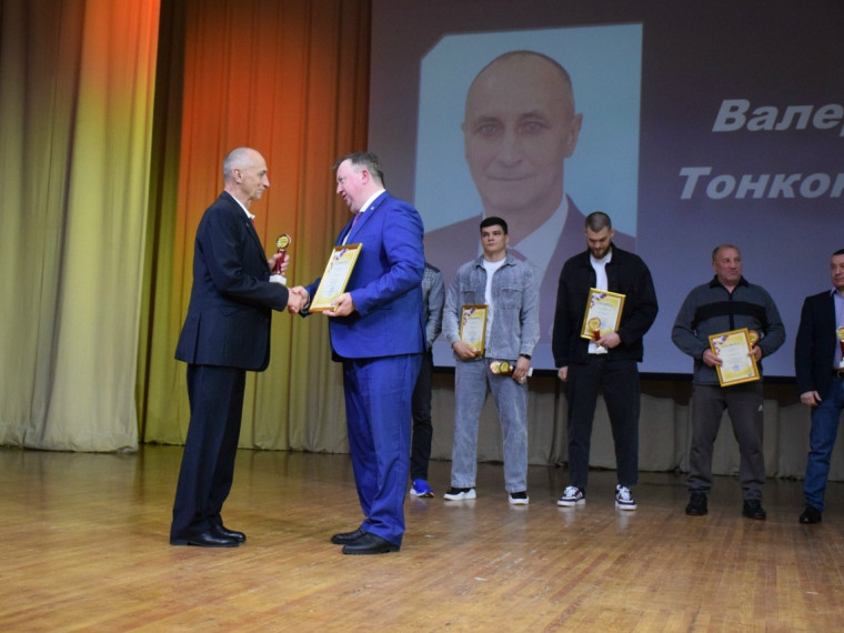 «Нам победа как воздух нужна…».